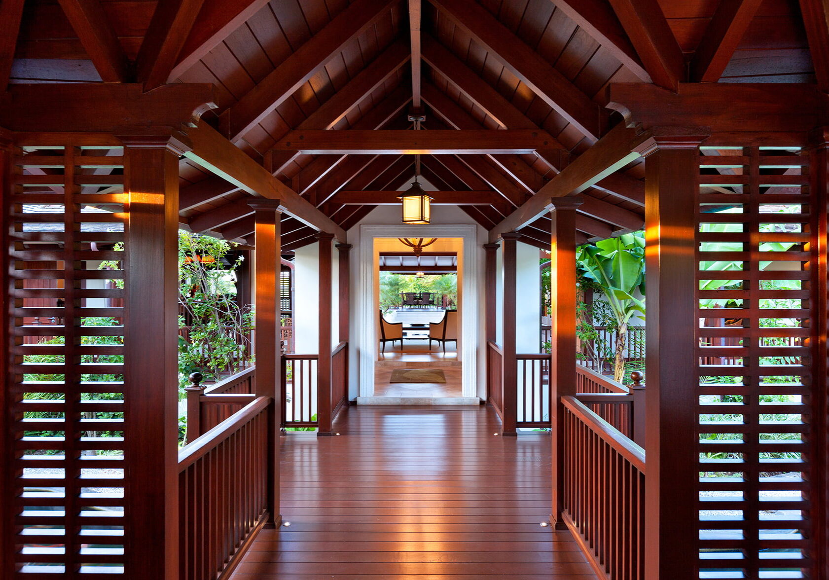 ALILA-VILLA-SANDY-LANE-FEB-2014-ENTRANCE